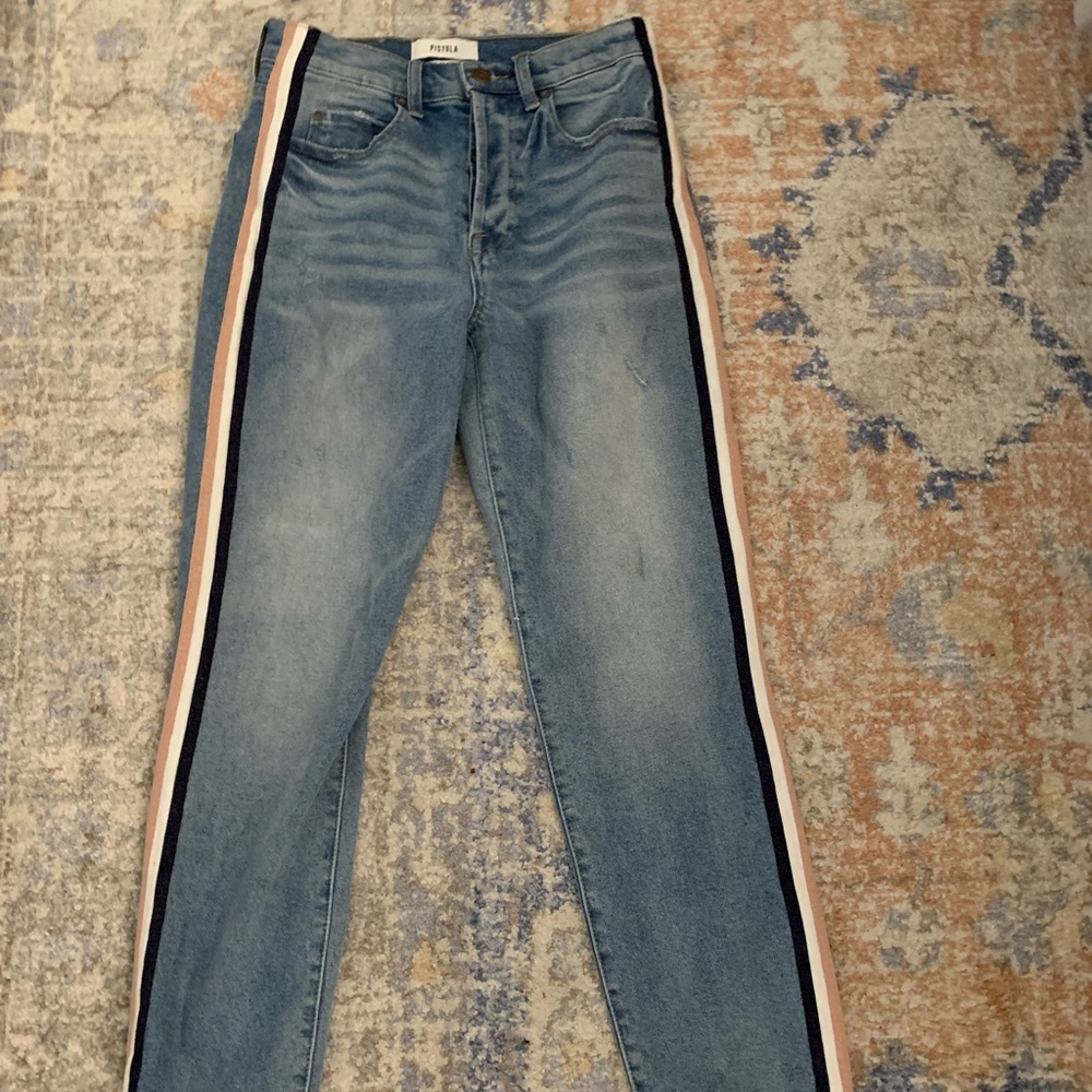 Pistola Nico High Rise Mom Jean